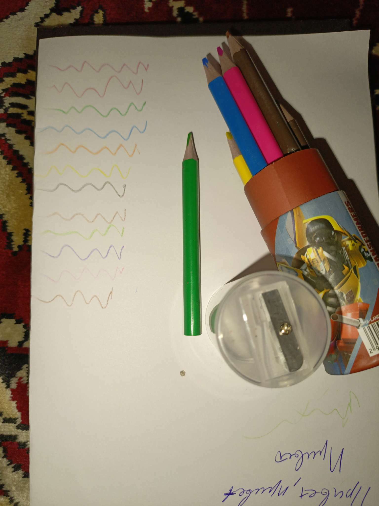 Фотография покупателя товара Цветные карандаши в тубусе, 12 цветов, трехгранные, Трансформеры - Фото 4