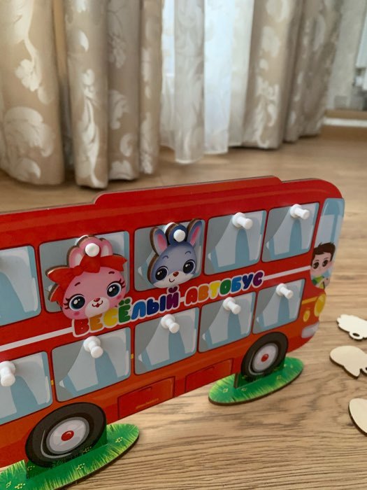 Фотография покупателя товара Игрушка с крючками «Весёлый автобус»