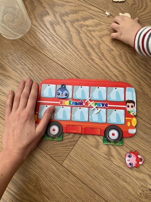 Фотография покупателя товара Игрушка с крючками «Весёлый автобус»