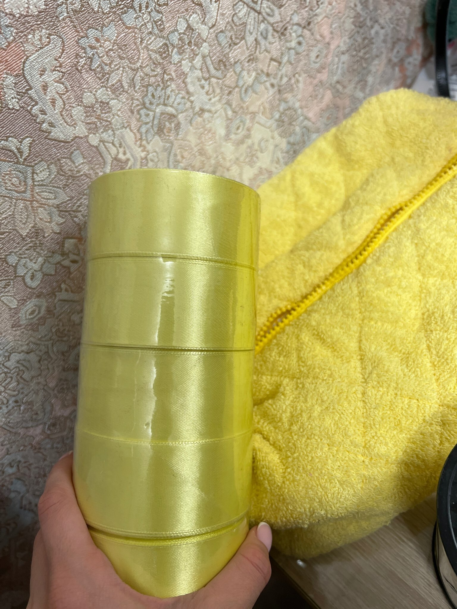 Фотография покупателя товара Лента атласная, 40 мм × 23 ± 1 м, цвет светло-лимонный №82 - Фото 1