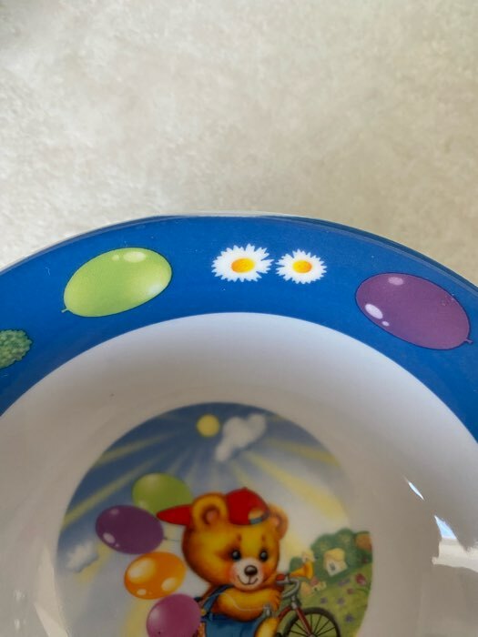 Фотография покупателя товара Набор детской посуды из керамики Доляна «Мишка на велосипеде», 3 предмета: кружка 230 мл, миска 400 мл, тарелка d=18 см