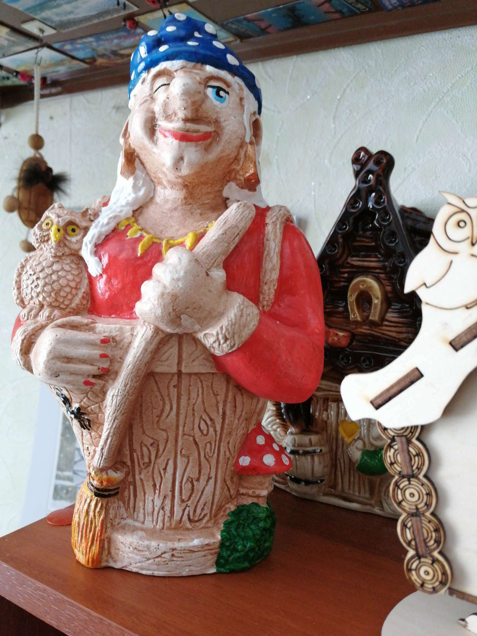 Фотография покупателя товара Копилка для денег «Баба Яга», гипс, 24×15×13 см - Фото 1