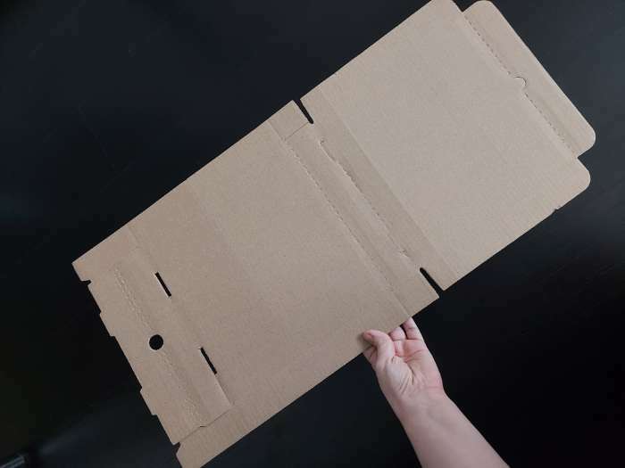 Фотография покупателя товара Коробка для пиццы, крафтовая, 25 х 25 х 4 см - Фото 1