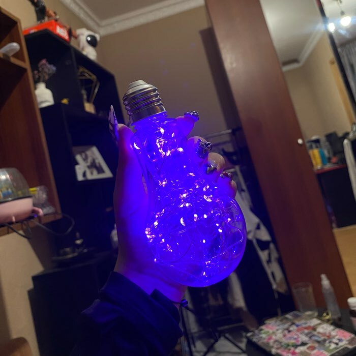 Фотография покупателя товара Гирлянда «Нить» 5 м роса, IP20, серебристая нить, 50 LED, свечение фиолетовое, CR2032х2 - Фото 6