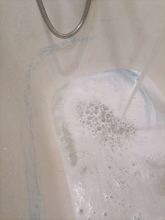 Фотография покупателя товара Бомбочка для ванн с шиммером Happy "Сияющие грезы" 130 г (изумрудный) - Фото 2