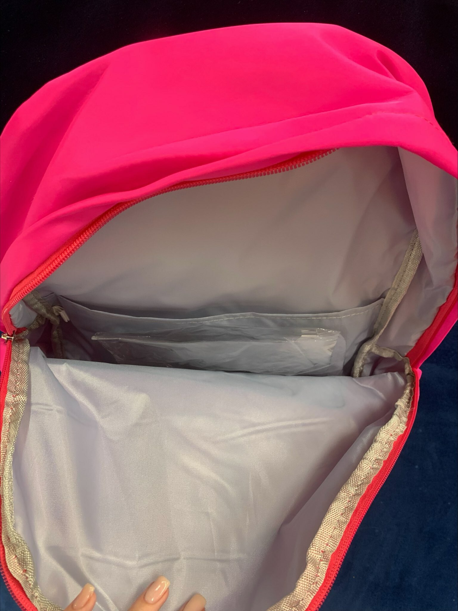 Фотография покупателя товара Рюкзак со светоотражающим карманом, 30 см х 15 см х 40 см "Мышка", Минни Маус - Фото 2