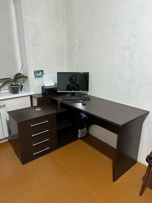 Фотография покупателя товара Компьютерный стол «КСТ-109», угловой, левый, цвет венге - Фото 1