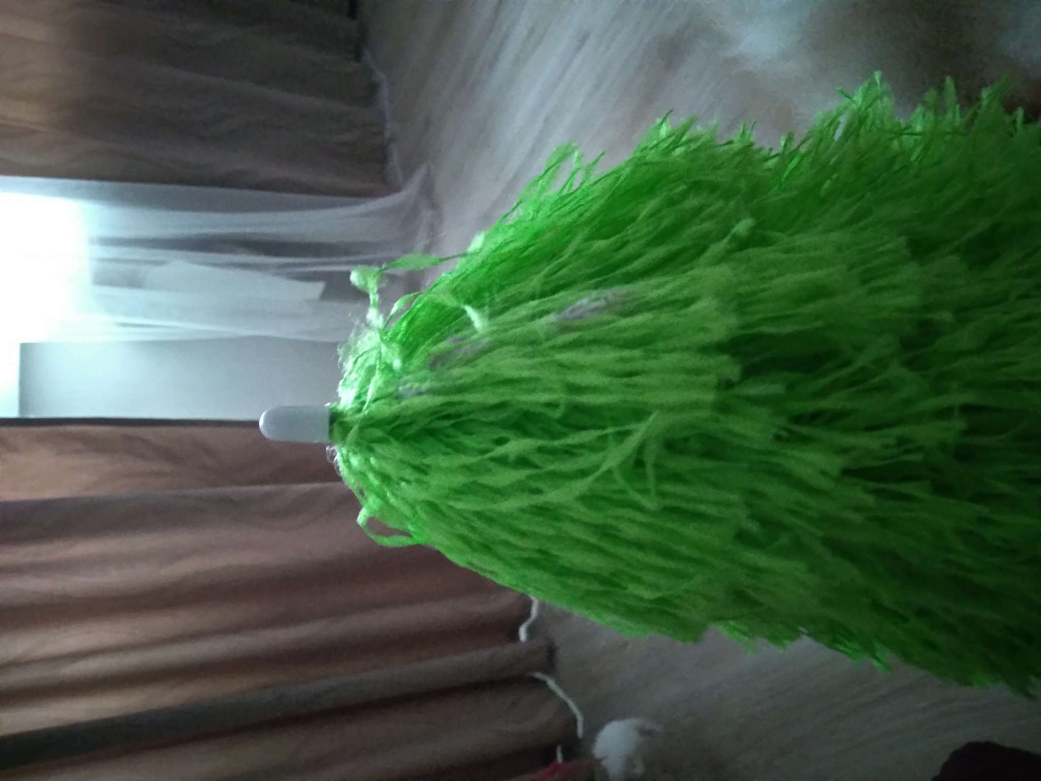 Фотография покупателя товара Щётка для удаления пыли Доляна «Антистатик», 61 см, микрофибра, цвет зелёный - Фото 3