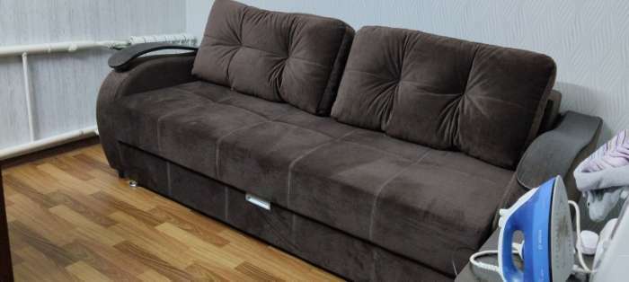 Фотография покупателя товара Прямой диван «Ливерпуль 2», еврокнижка, блок независимых пружин, велюр, цвет коричневый - Фото 3