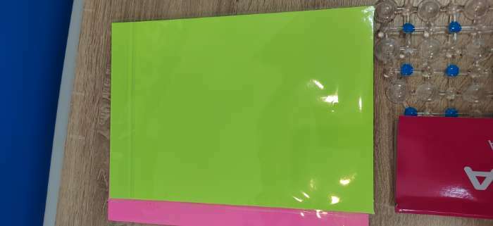 Фотография покупателя товара Бумага цветная А4, 50 листов, неоновая, зелёная, 80г/м2 - Фото 1