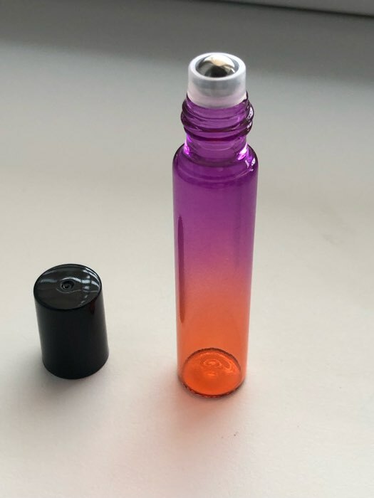 Фотография покупателя товара Флакон стеклянный для парфюма «Градиент», с металлическим роликом, 10 мл, цвет МИКС