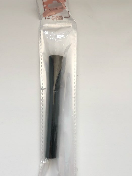 Фотография покупателя товара Кисть для масок, силиконовая, 15 (+/- 1) см, цвет чёрный/белый - Фото 2