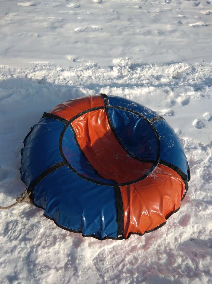 Фотография покупателя товара Тюбинг-ватрушка Winter Star «Вихрь», диаметр чехла 90 см, цвета МИКС