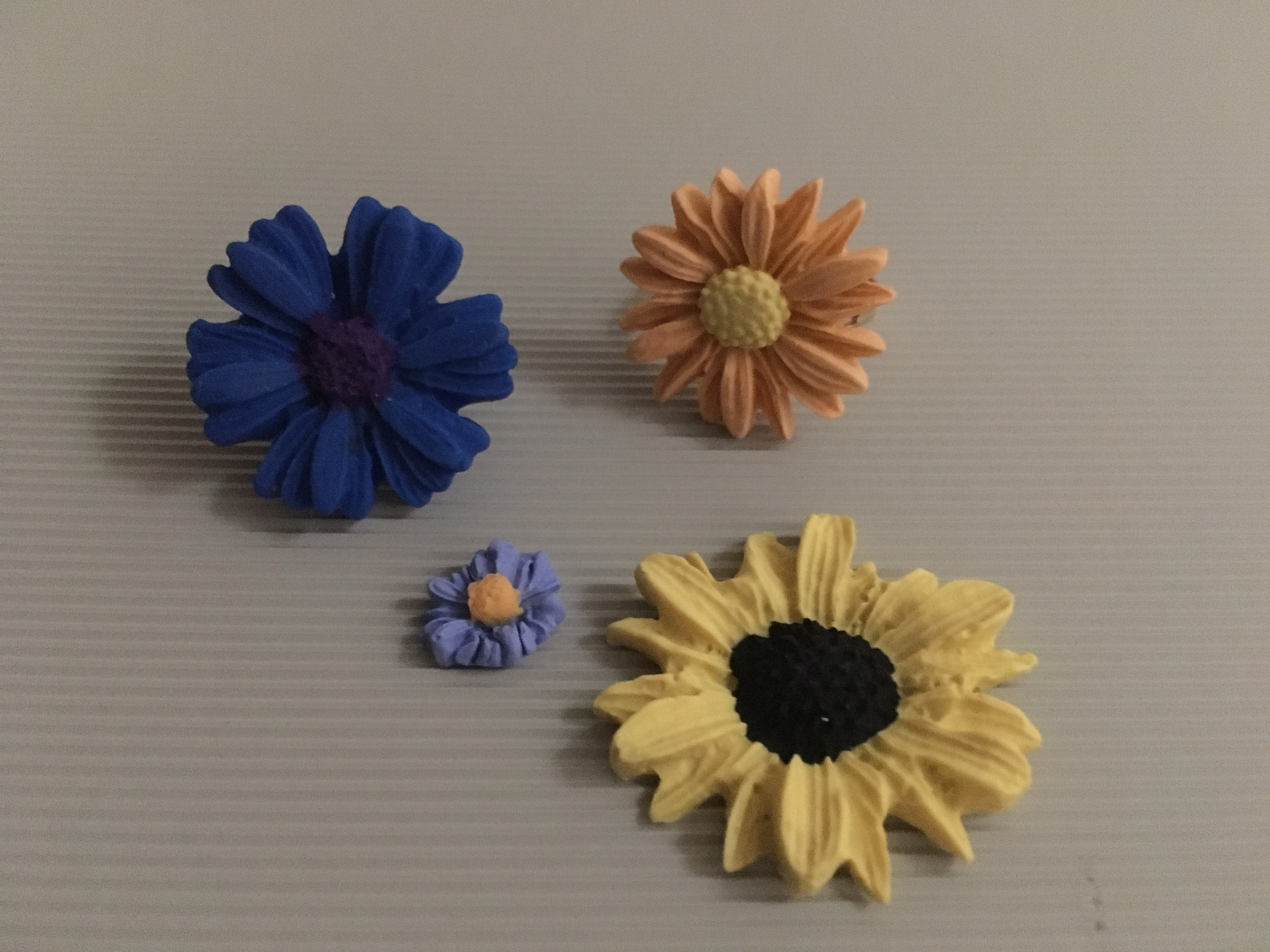 Фотография покупателя товара Молд Доляна «Цветы», силикон, d=8 см, цвет МИКС - Фото 8