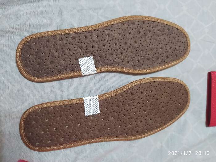 Фотография покупателя товара Стельки для обуви, ароматизированные, дышащие, окантовка, антибактериальные, 42 р-р, пара, цвет коричневый - Фото 2
