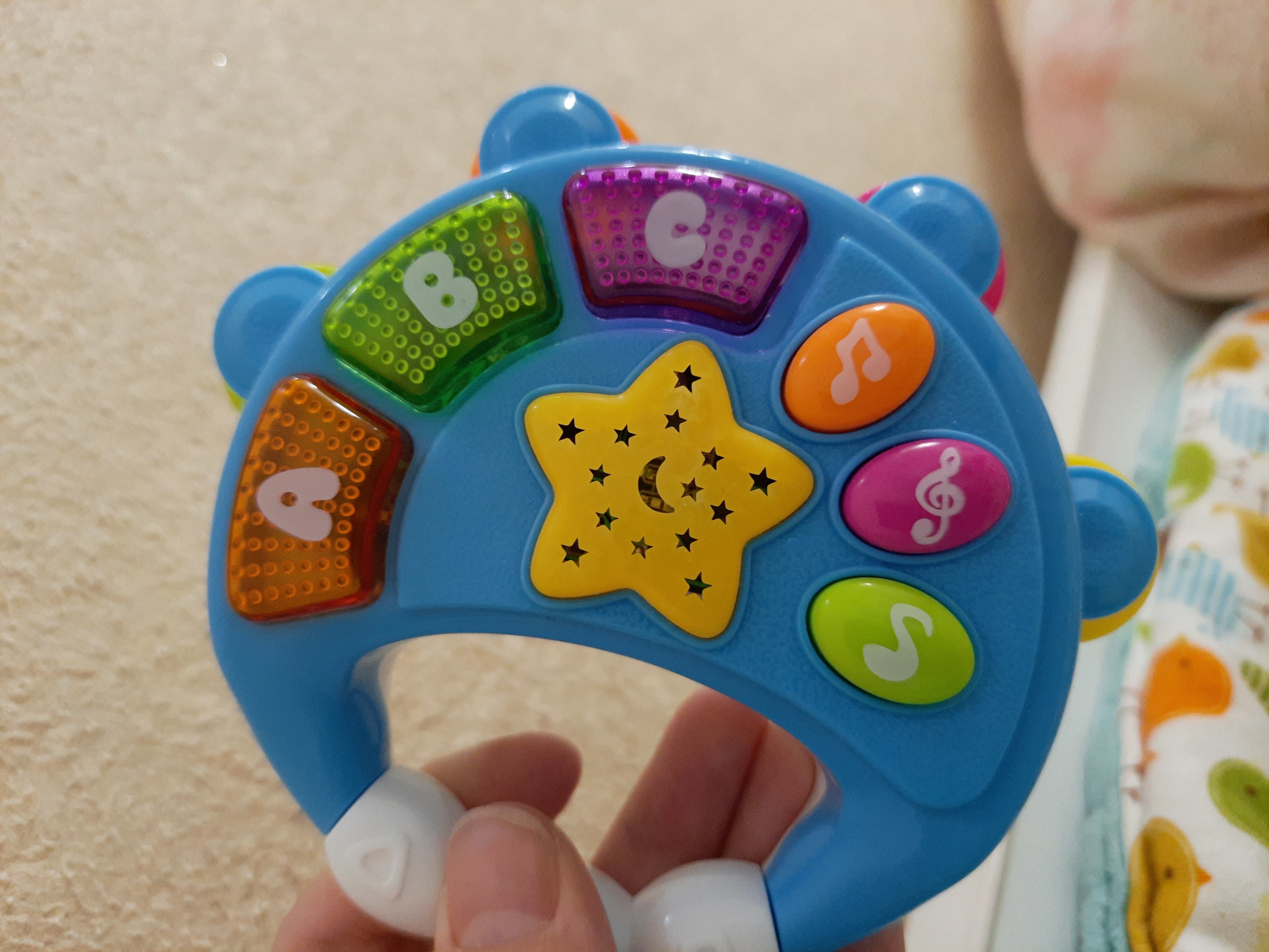 Фотография покупателя товара Музыкальная игрушка «Бубен», световые и звуковые эффекты, цвет МИКС - Фото 3