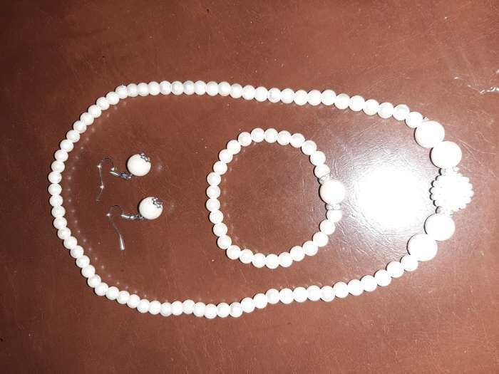 Фотография покупателя товара Набор 3 предмета: серьги, колье, браслет «Жемчуг», элегантный, белый в серебре - Фото 1