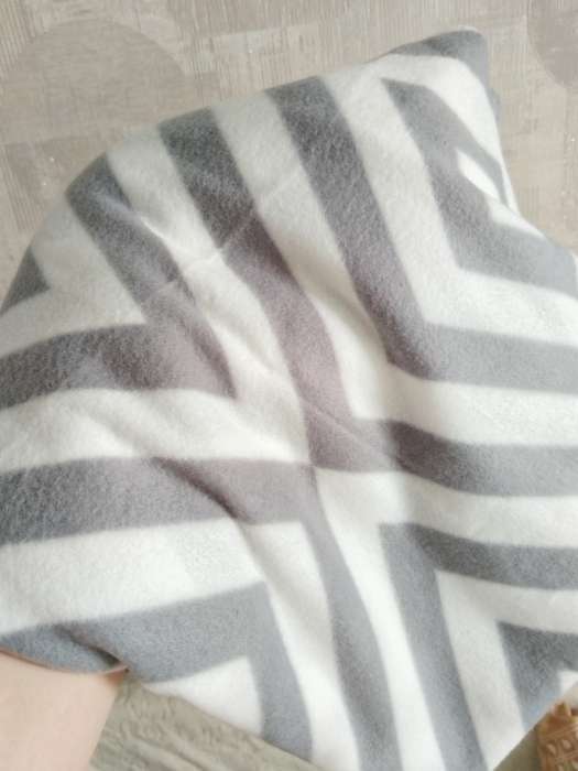 Фотография покупателя товара Плед флисовый «Экономь и Я. Ромбы серые», 150×130 см, плотность 160 г/м² - Фото 1