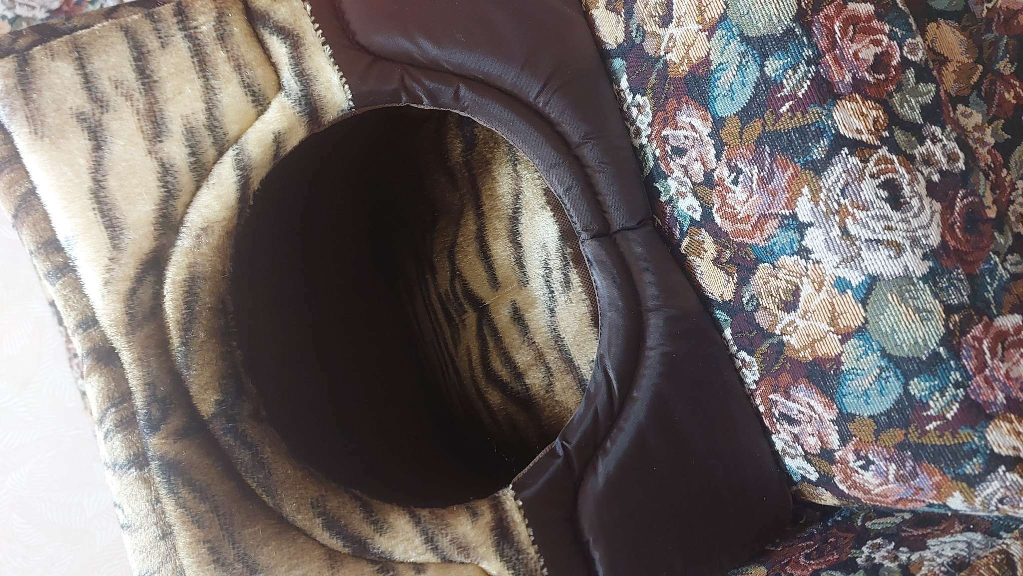 Фотография покупателя товара Дом-трансформер квадратный 43 х 43 х 34 см, расцветка тигр - Фото 1