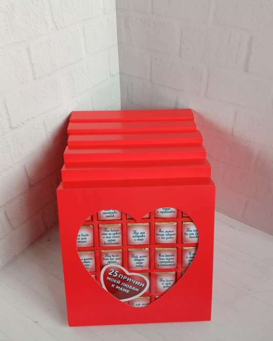 Фотография покупателя товара Кондитерская коробка для конфет 25 шт. «Сердце», мятная, 22×22×3.5 см - Фото 3