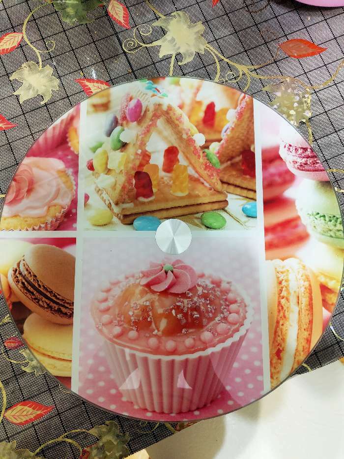 Фотография покупателя товара Подставка стеклянная для торта вращающаяся Доляна «Сладости», d=32 см ㅤ - Фото 1