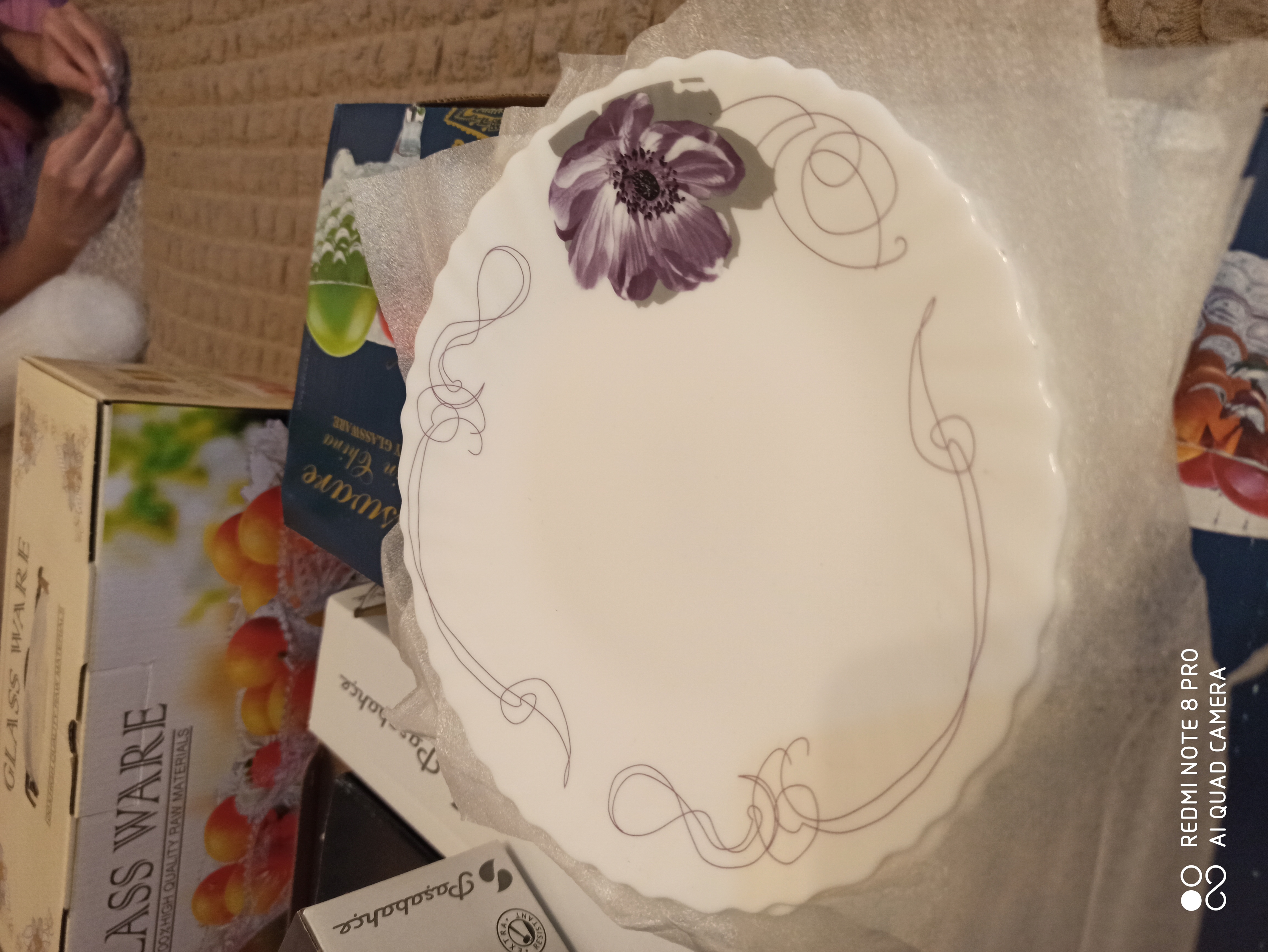 Фотография покупателя товара Тарелка десертная Доляна «Сиреневое блаженство», d=17,5 см, стеклокерамика