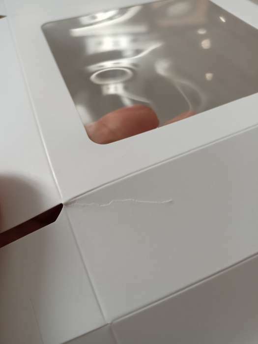 Фотография покупателя товара Коробка для конфет 4 шт, с окном, белая 12,5 х 12,5 х 3,5 см - Фото 30