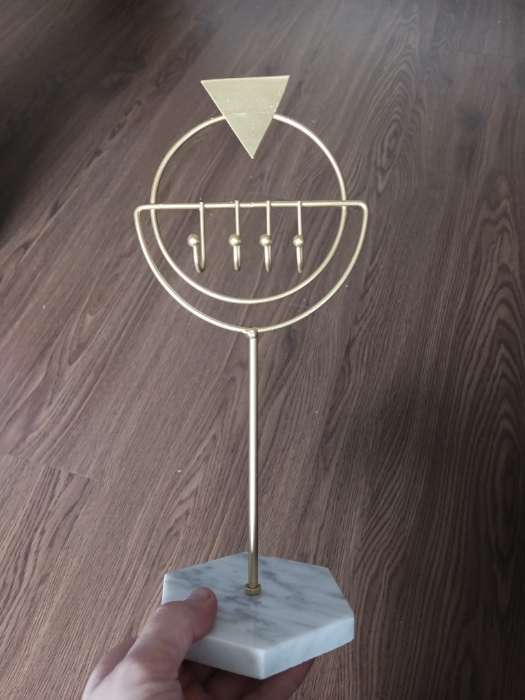 Фотография покупателя товара Подставка для украшений «Треугольник с крючками» h=28, основа 10, цвет золото - Фото 1