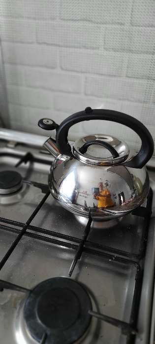 Фотография покупателя товара Чайник из нержавеющей стали со свистком Доляна «Квант», 2,8 л, фиксированная ручка, цвет хромированный - Фото 4