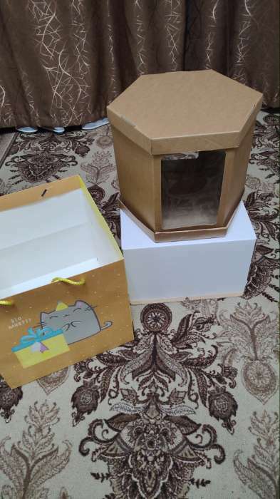 Фотография покупателя товара Пакет подарочный квадратный, упаковка, «Волшебных моментов», 30 х 30 х 30 см - Фото 1