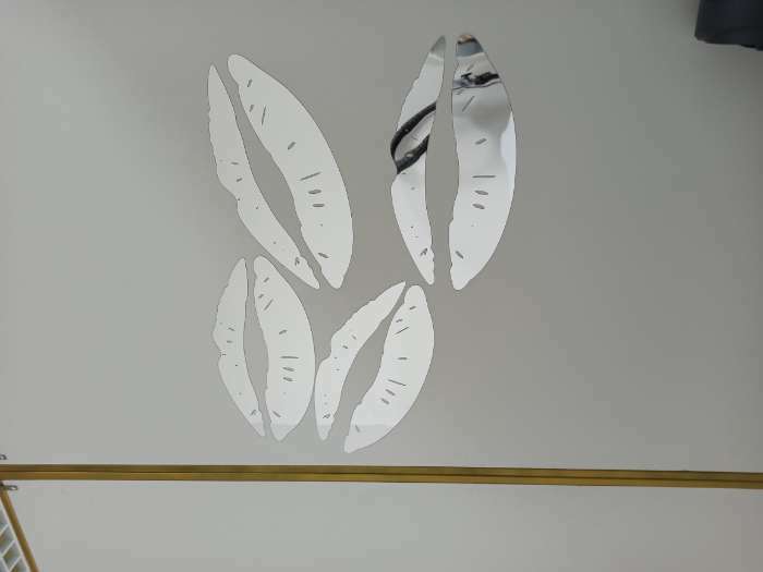 Фотография покупателя товара Наклейки интерьерные "Губы", зеркальные наклейки, декор на стену, 35 х 7 см, 36 х 9 см - Фото 1