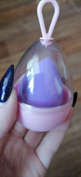 Фотография покупателя товара Спонж для макияжа «Капля», 6×4 см, увеличивается при намокании, в футляре, нежно-розовый - Фото 2