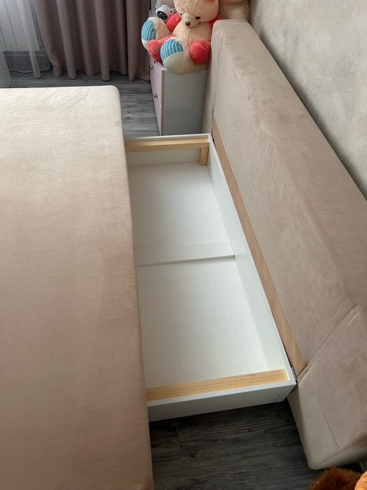 Фотография покупателя товара Прямой диван «Юность 11», механизм еврокнижка, пружинный блок, велюр, цвет бежевый - Фото 5