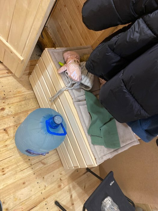 Фотография покупателя товара Скамейка с ящиком для бани и сауны, 80×40×45 см, липа, «Добропаровъ» - Фото 2