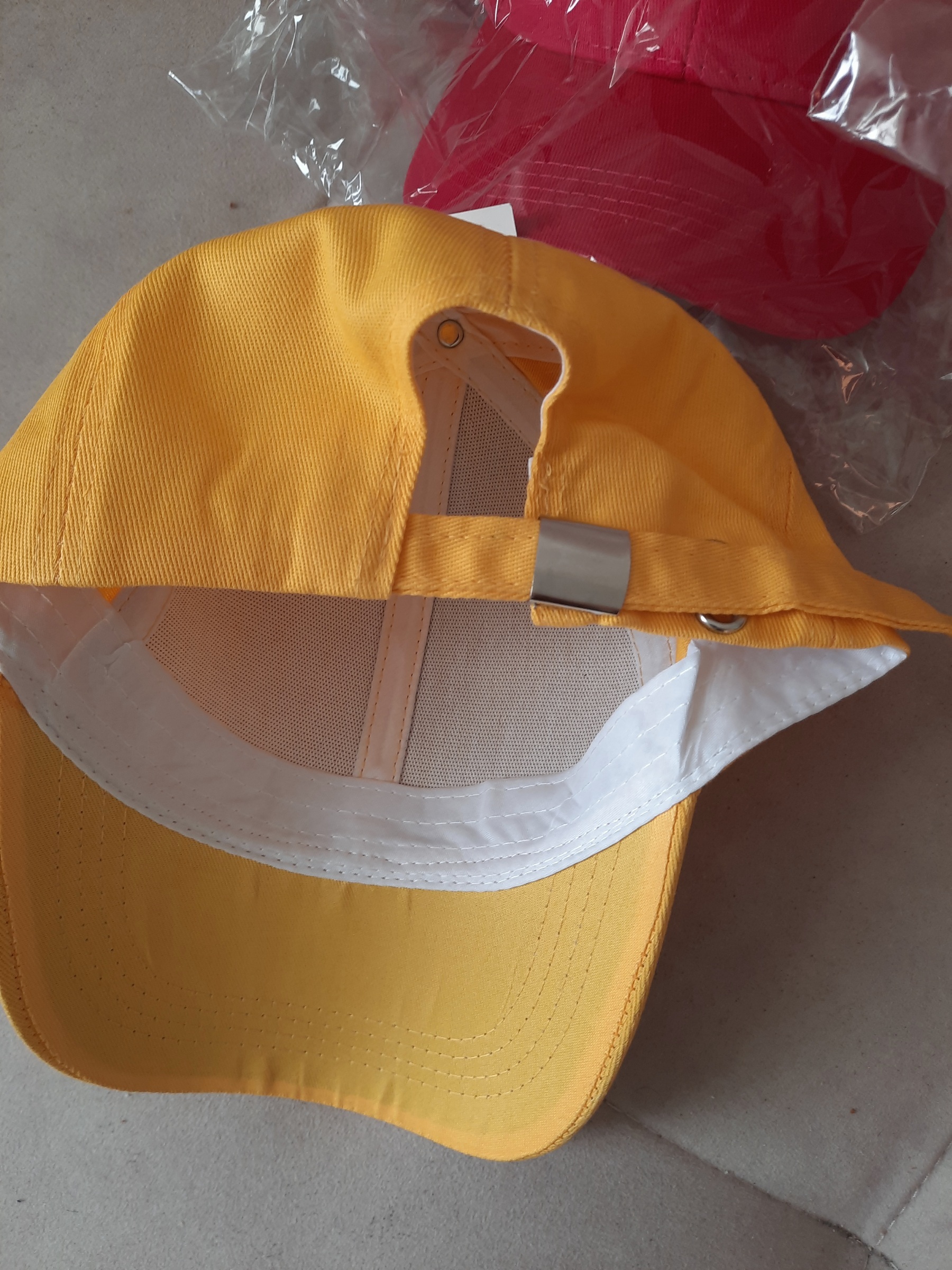Фотография покупателя товара Кепка однотонная MINAKU цвет желтый, р-р 58 - Фото 10