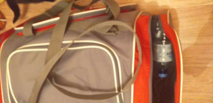 Фотография покупателя товара Сумка спортивная, отдел на молнии, наружный карман, длинный ремень, цвет серый - Фото 3