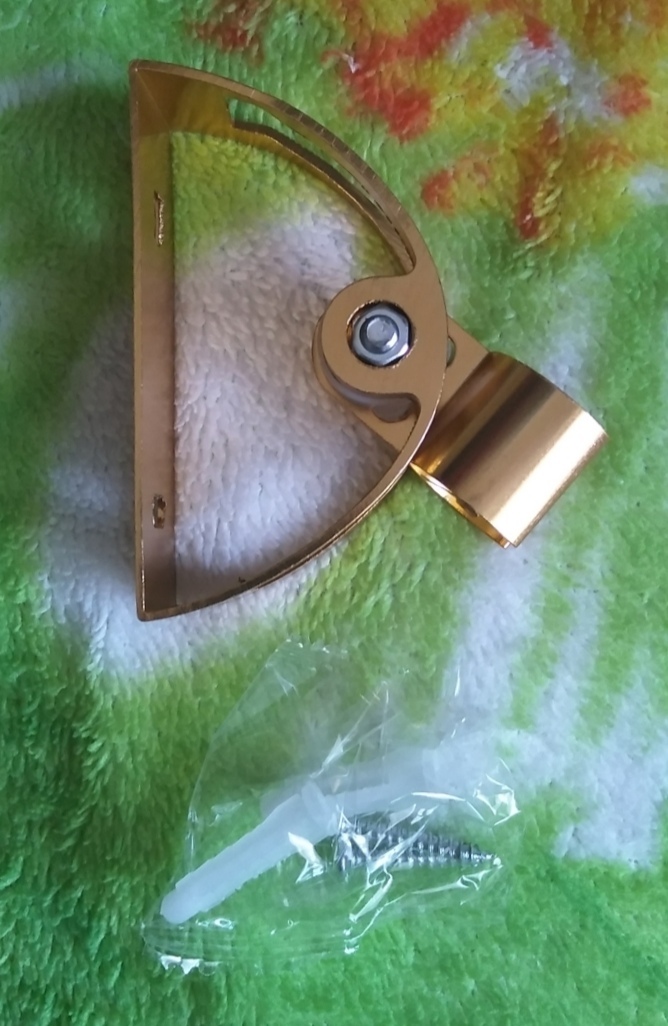 Фотография покупателя товара Держатель для душевой лейки ZEIN Z65, регулируемый, алюминий, золотой - Фото 4