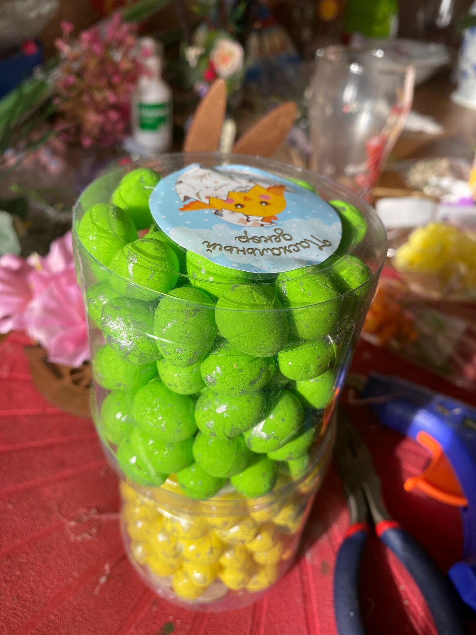 Фотография покупателя товара Пасхальный декор для творчества «Яйцо: серебристая крапинка», набор 100 шт., зелёный, 1.5×1.8 см, 8×8×8 см - Фото 1