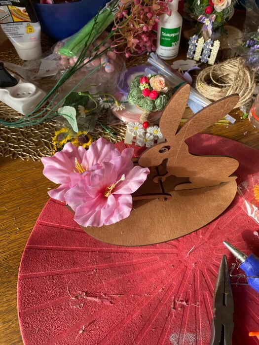 Фотография покупателя товара Подставка для яйца «Пасхальный кролик с тачкой», 21×13×2 см, дерево - Фото 1