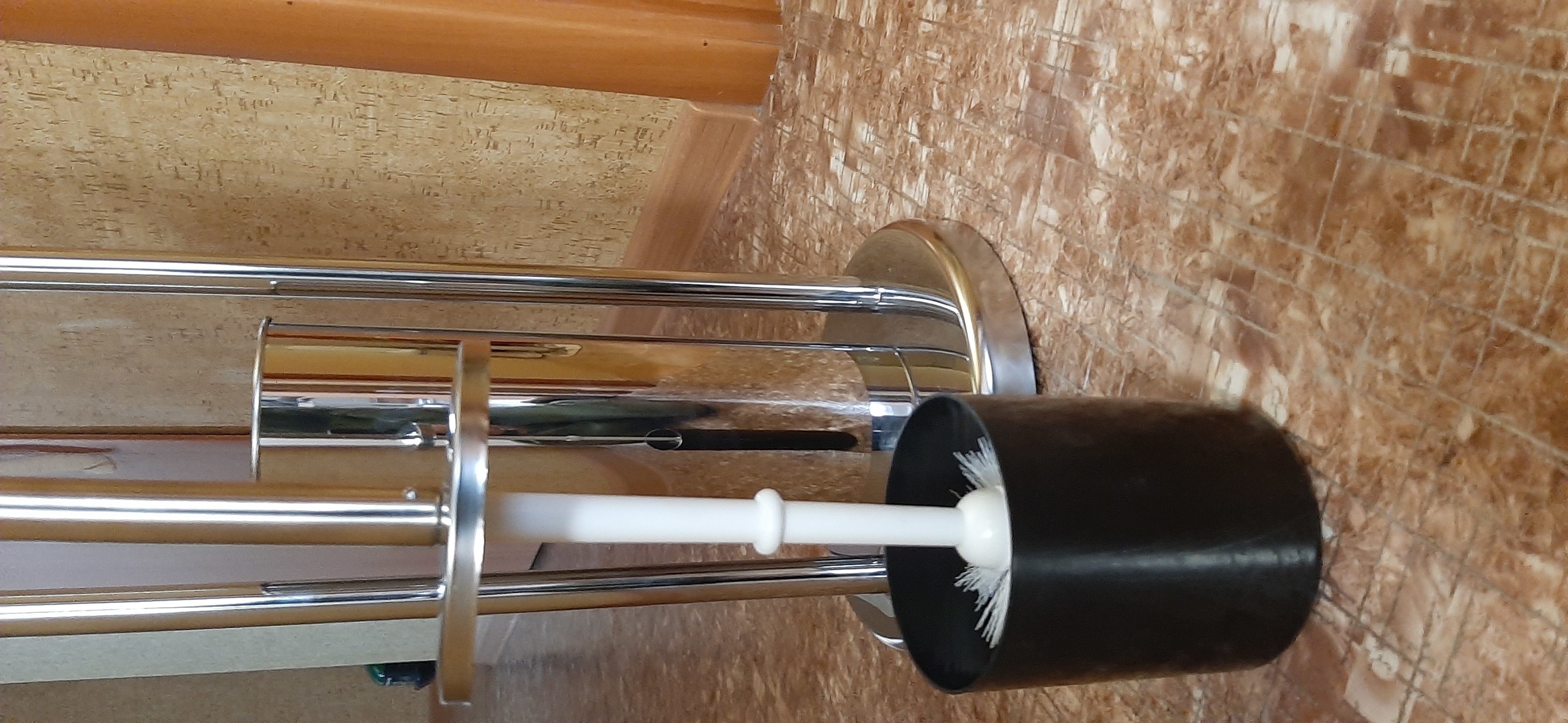 Фотография покупателя товара Ёршик для унитаза с подставкой напольный, 22×22×83 см, с держателем для туалетной бумаги, цвет хром