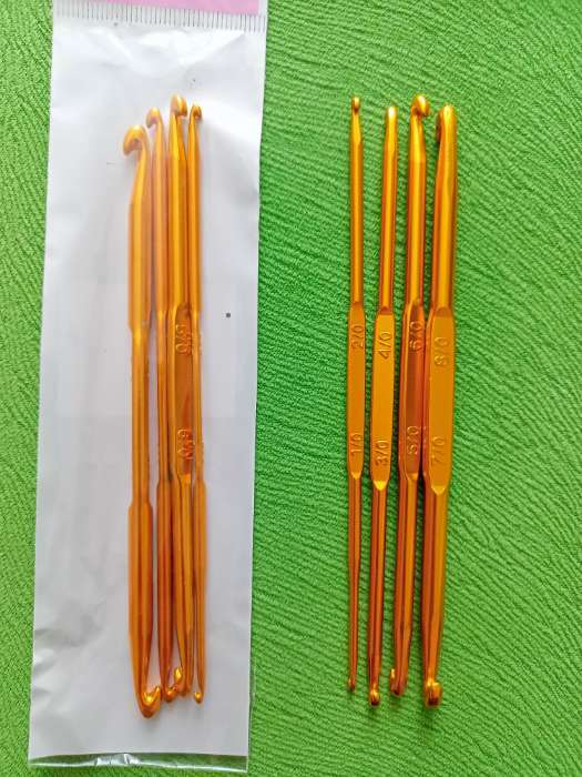 Фотография покупателя товара Набор двусторонних крючков для вязания, d=1/2.3/4.5/6.7/8 мм, 13.5 см, 4 шт., МИКС - Фото 1