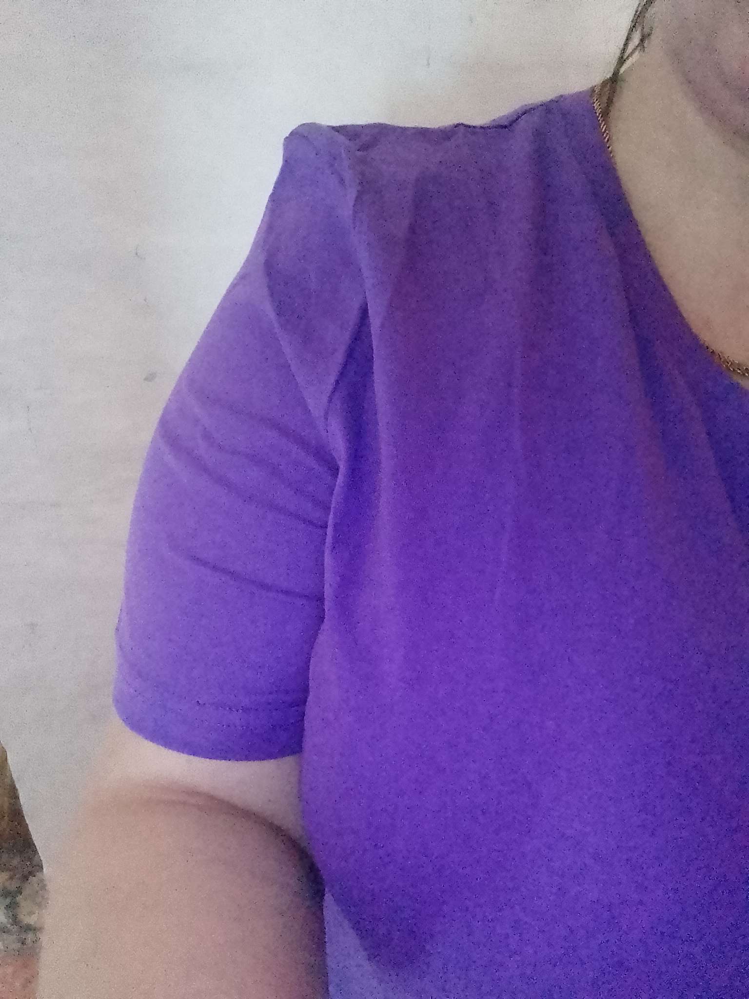 Фотография покупателя товара Футболка женская V-образный вырез, цвет фиолетовый, размер 56 - Фото 5