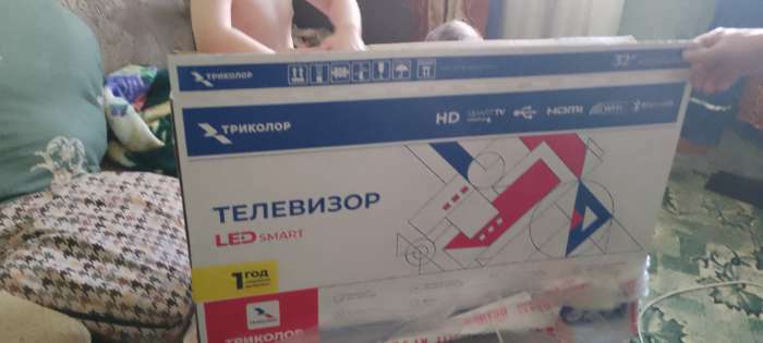 Фотография покупателя товара Телевизор Триколор H32H5000SA, 32", 1366x768, DVB-T2/C/S2, HDMI 2, USB 1, Smart TV, черный - Фото 3