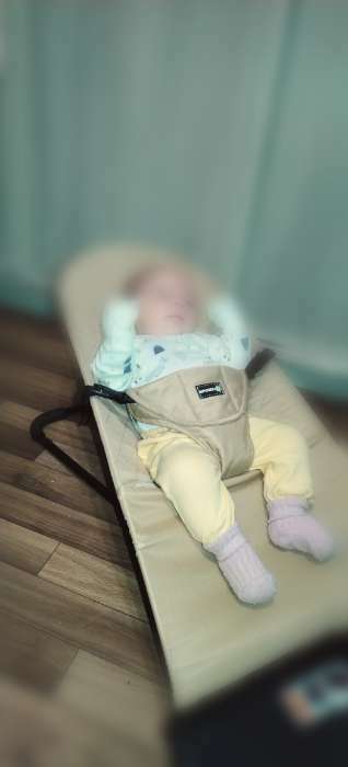 Фотография покупателя товара Шезлонг детский, кресло - качалка с игрушками для новорождённых «Крошка Я», цвет голубой - Фото 1