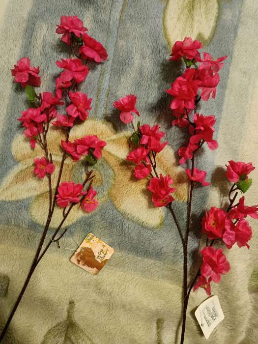 Фотография покупателя товара Цветы искусственные "Сакура нежность" 4х60 см, малиновый - Фото 2