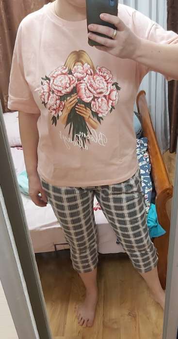 Фотография покупателя товара Комплект женский домашний (футболка/бриджи), цвет розовый, размер 46 - Фото 1