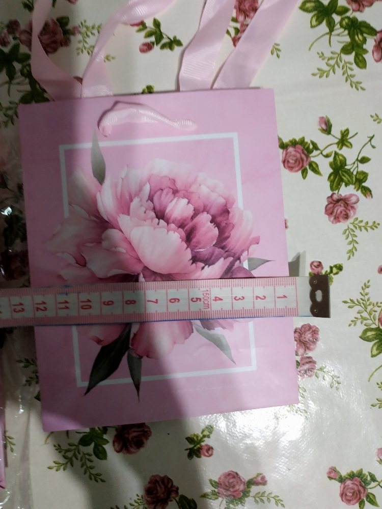 Фотография покупателя товара Пакет подарочный ламинированный вертикальный, упаковка, «Пион», S 12 х 15 х 5,5 см