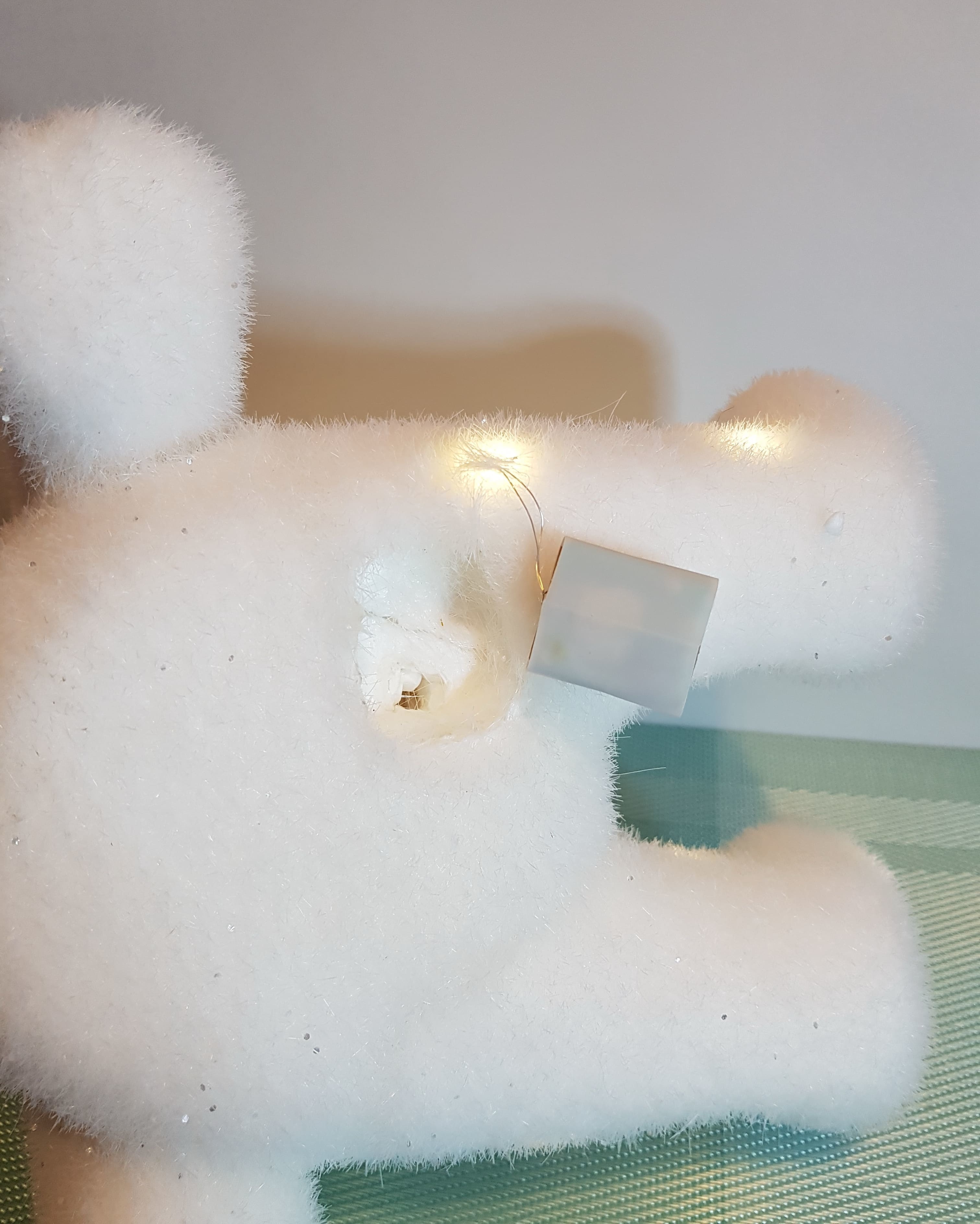 Фотография покупателя товара Светодиодная фигура «Мишка» 16 × 17 × 20 см, флок, батарейки CR2032х2 (не в комплекте), свечение тёплое белое - Фото 3