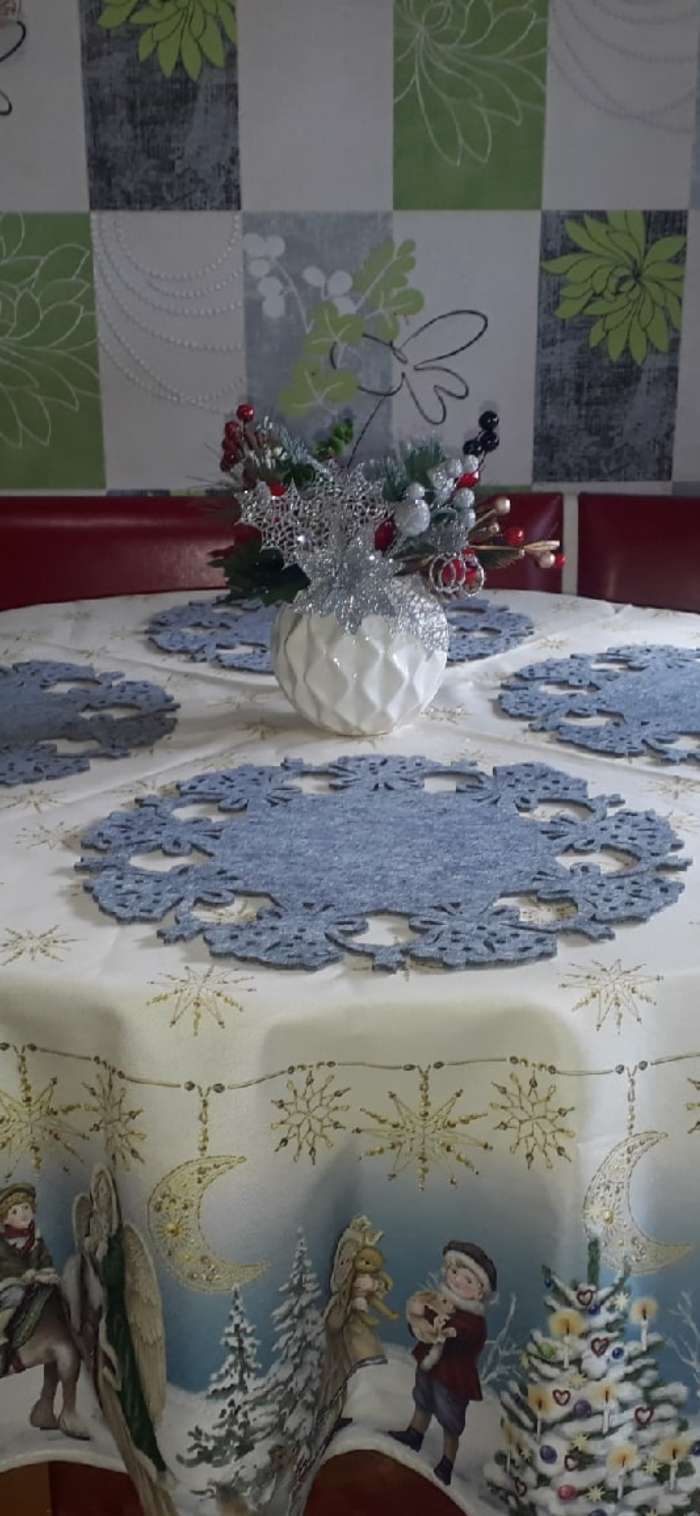 Фотография покупателя товара Ваза керамическая "Шарик", настольная, рельеф, белая, 11 см