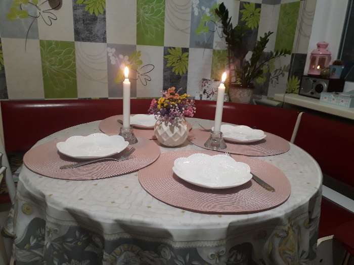 Фотография покупателя товара Тарелка фарфоровая обеденная Доляна «Сьюзен», d=20,5 см, цвет белый - Фото 12